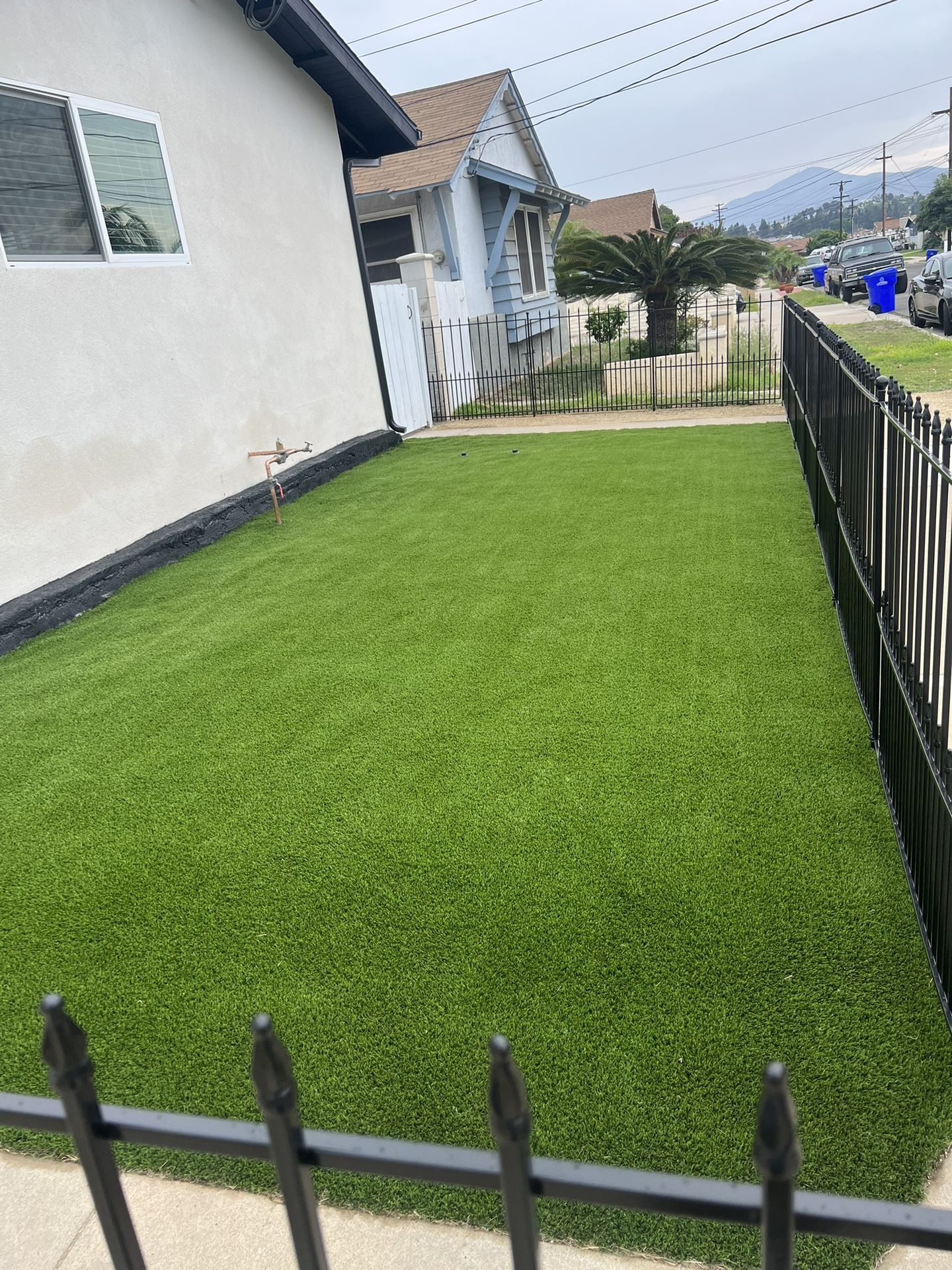 Artificial Grass For Sale Marathon 80 Onz 15 X15 for Sale in San Diego