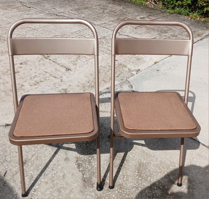 CHAIRS- 4 AVAILABLE @$5 ea