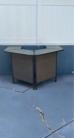 Outdoor Bar Table