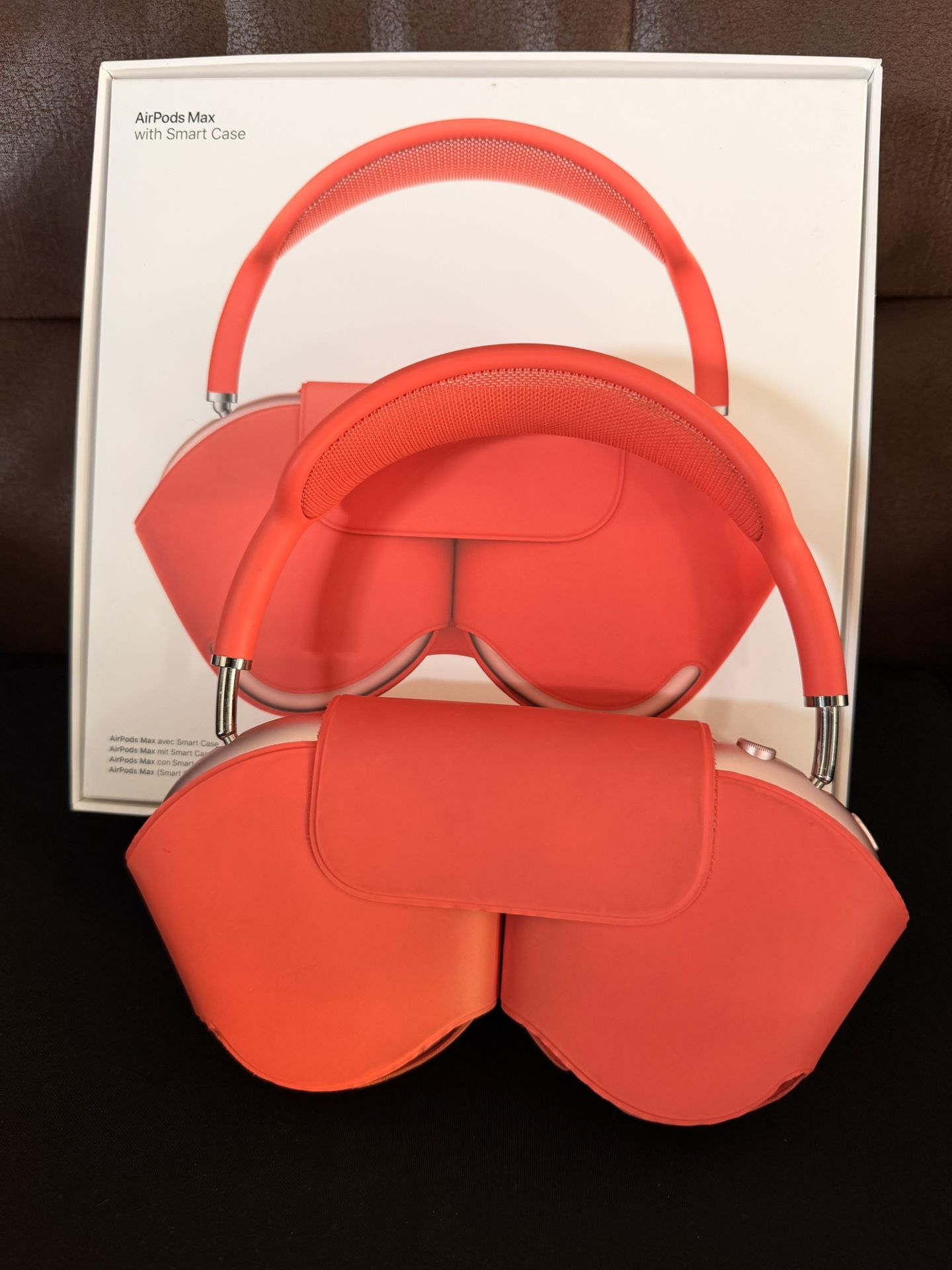 AirPods Max W/Smart Case $230