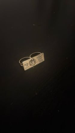 100 dollar bill ring