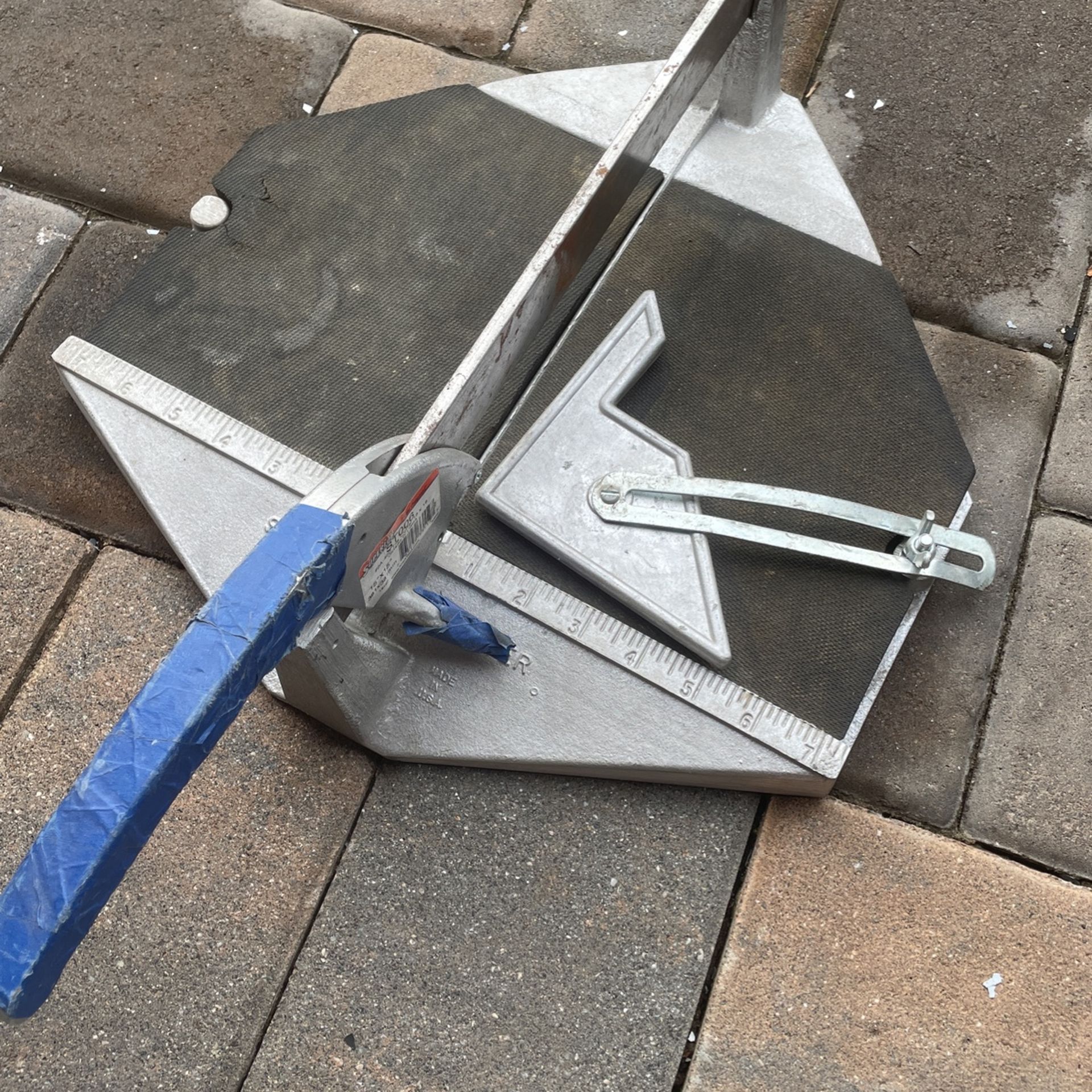 Tile Cutter 