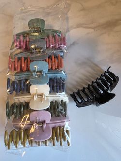 OPENED PACKAGE ~ (11) ASSORTED COLORS ~ LARGE 4 1/4" HAIR CLAW CLIPS