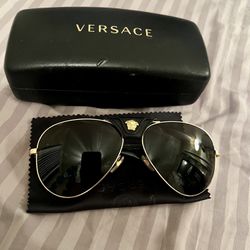 Sunglasses for Sale in Irving, TX - OfferUp