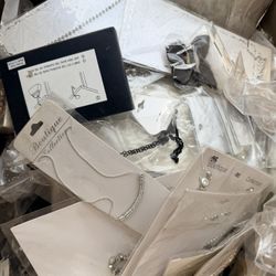 NEW Necklace, earrings, Bracelets, Rings Etc. Bundled