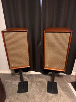Knight KN2300B vintage speakers (Beautiful condition)