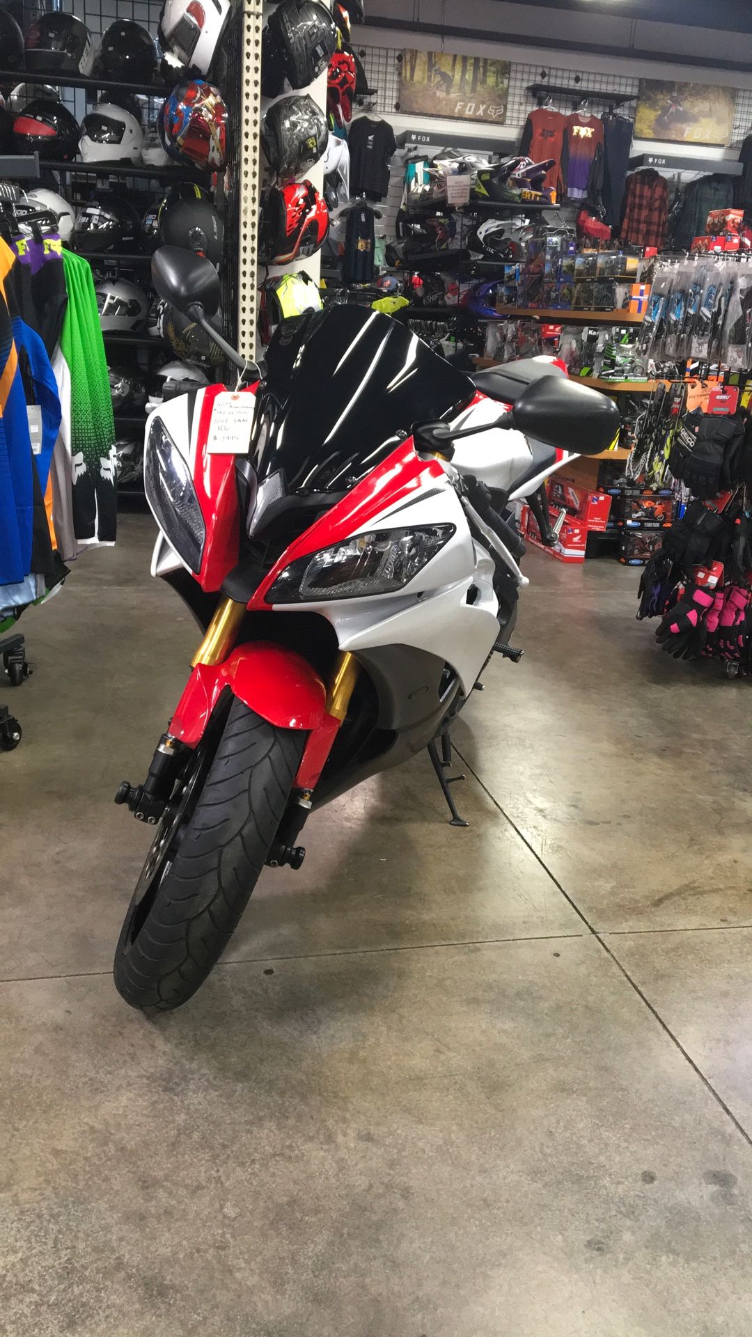 2012 Yamaha R6 anniversary