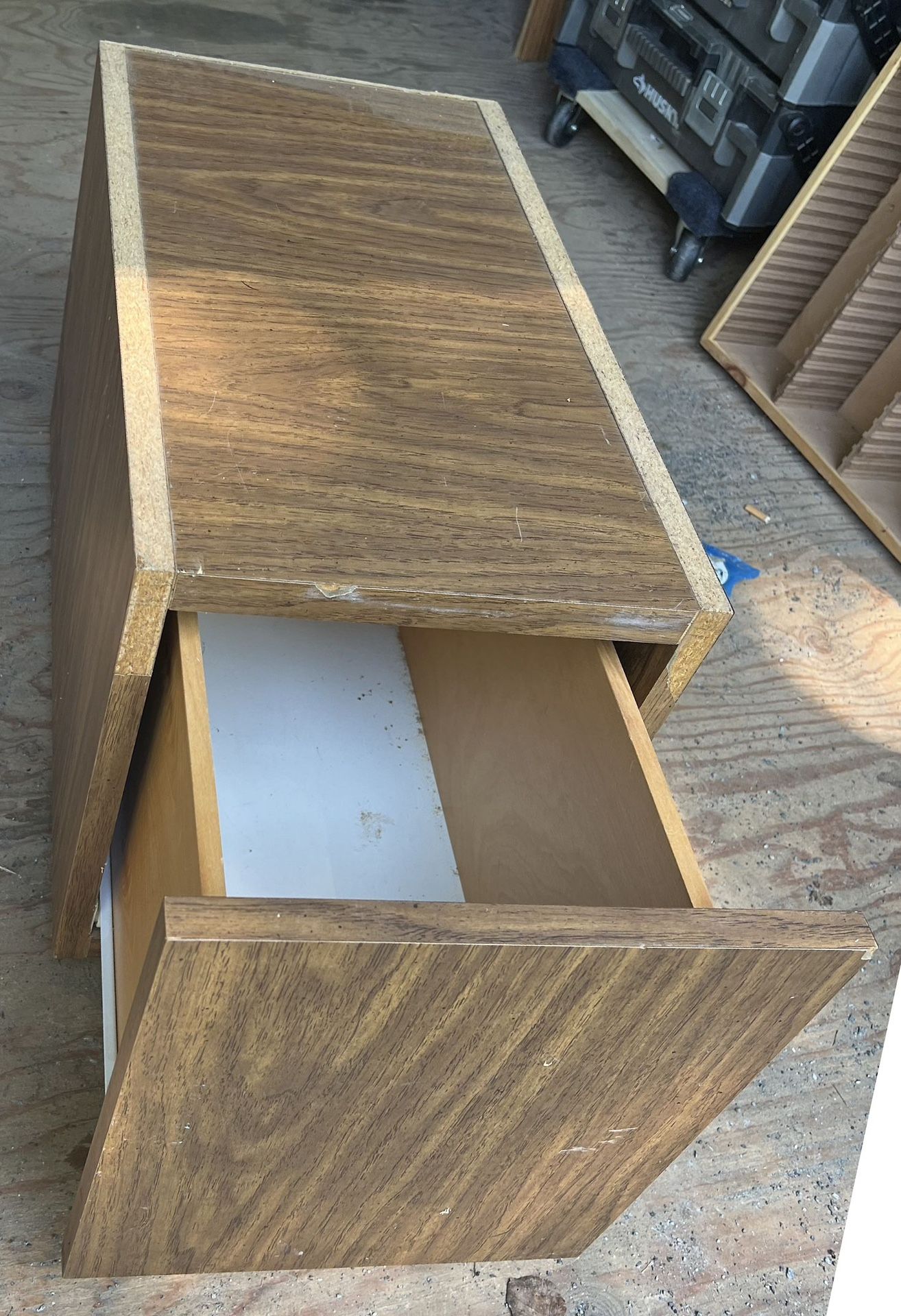 Rolling drawer cabinet
