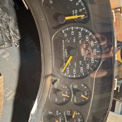 Instrument Cluster 