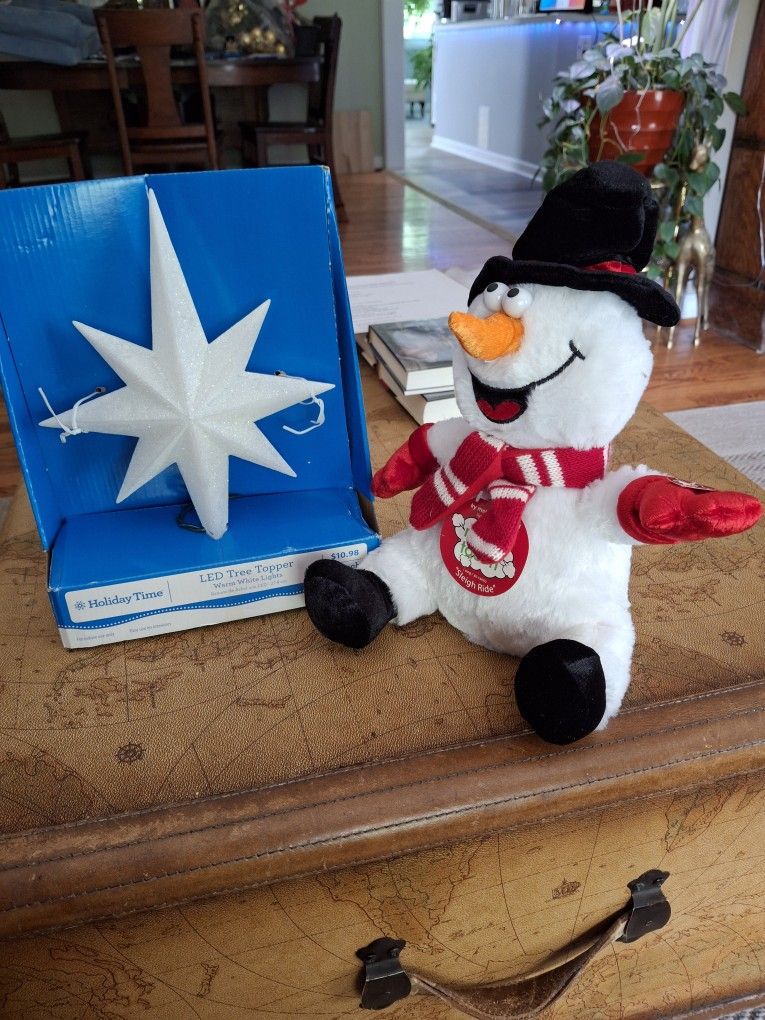 Two Christmas Items Decor