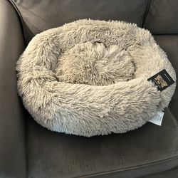 Pet Bed by Juicy Couture New