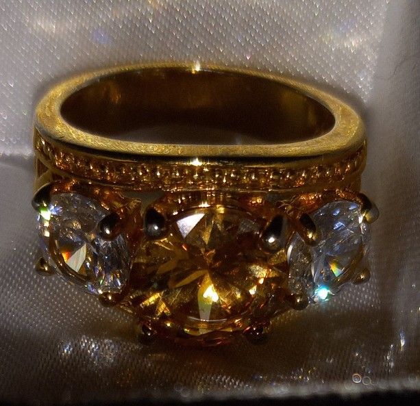 Fashion Ring
