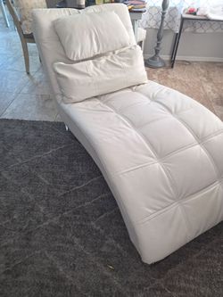 White Faux Leather Tufted Chaise Lounge