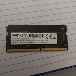 PNY 8GB DDR4 2400 PC4-19200 CL17 1.2V SODIMM°°