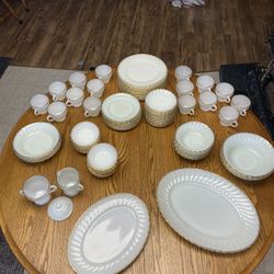 Vintage Anchor Hocking / Fireking Dishes