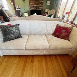 Couch with pull-out Queen Mattress