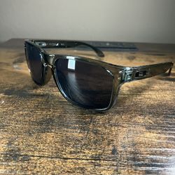 Oakley Holbrook Style Sunglasses 