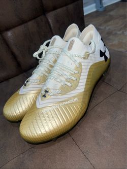 Soccer cleats size 10.5