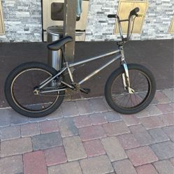 Mongoose L60 Bmx Bike