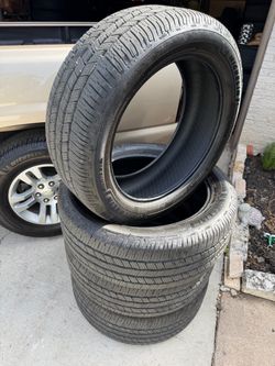 Michelin Defender 275/50/22 tires
