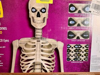 12 foot skeleton animatronic