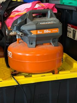 Rigid 6 gallon 150 psi Compressor