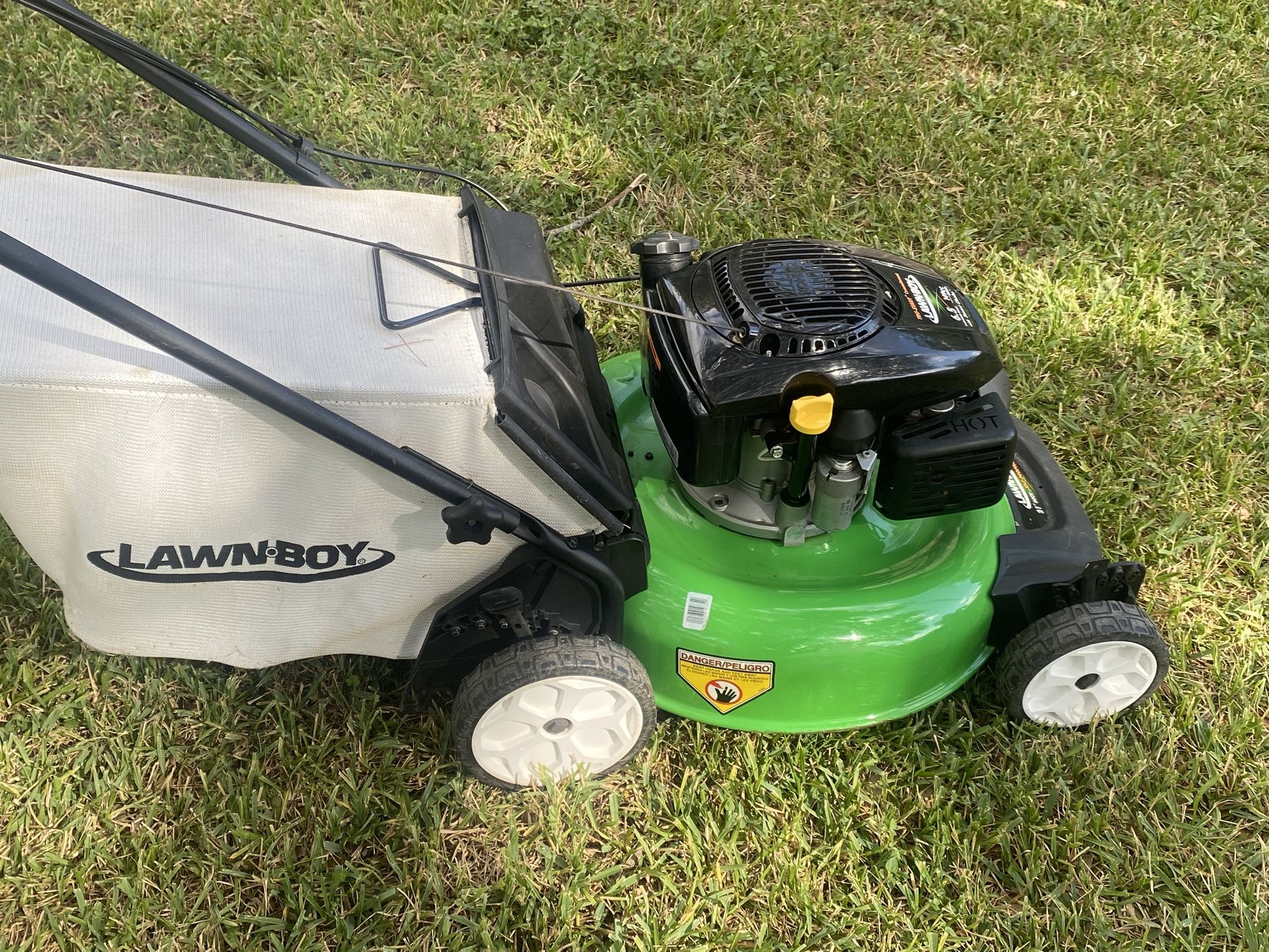 Self Propelled Lawnmower