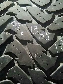 37x13.50 18 two very good toyo truck tires $40 each