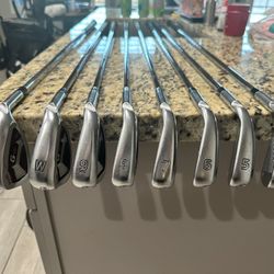 Ping G410 Irons 4-PW & SW and Anser 2D Putter