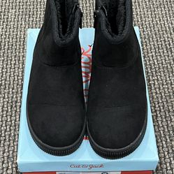 Cat & Jack Arlo Black Boots Girls Size 12