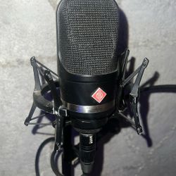 Neumann 107