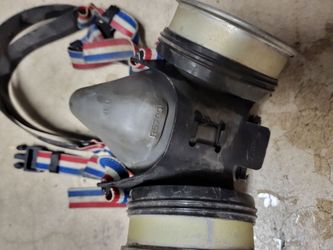 Mask with Dual Filters and Straps