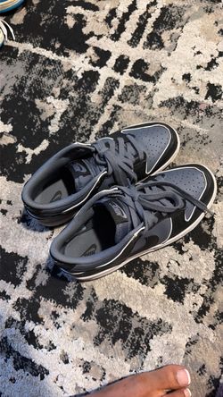 Nike Dunk Low Black Grey Sneakers