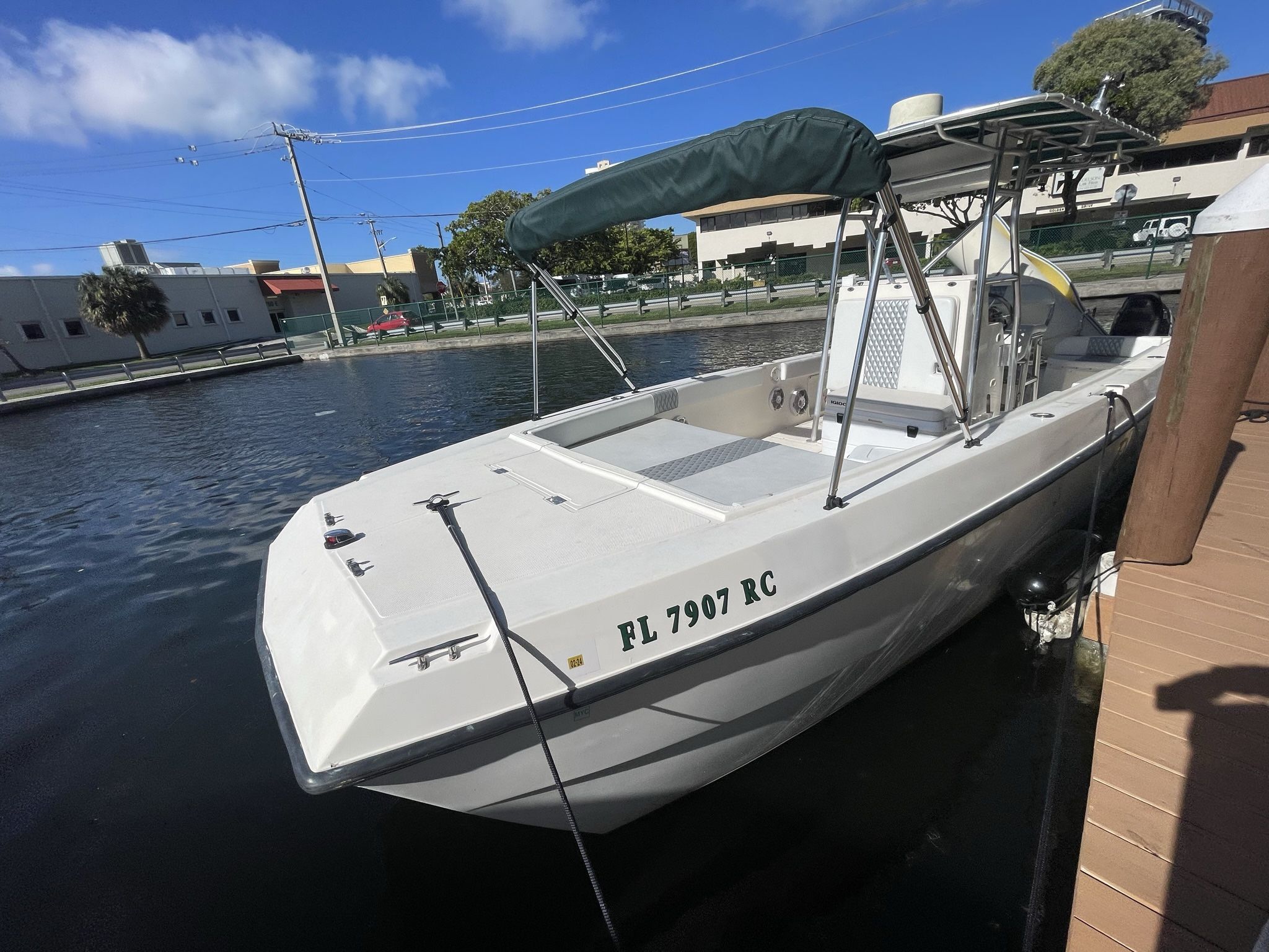 BEAST OCEAN BOAT SeaCat SL5