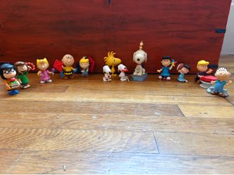 Peanuts Figurine Bundle