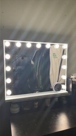 vanity mirror