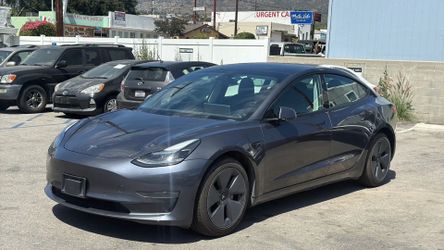 Tesla model 3 long range