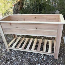 Raised Bed Planter - Cedar