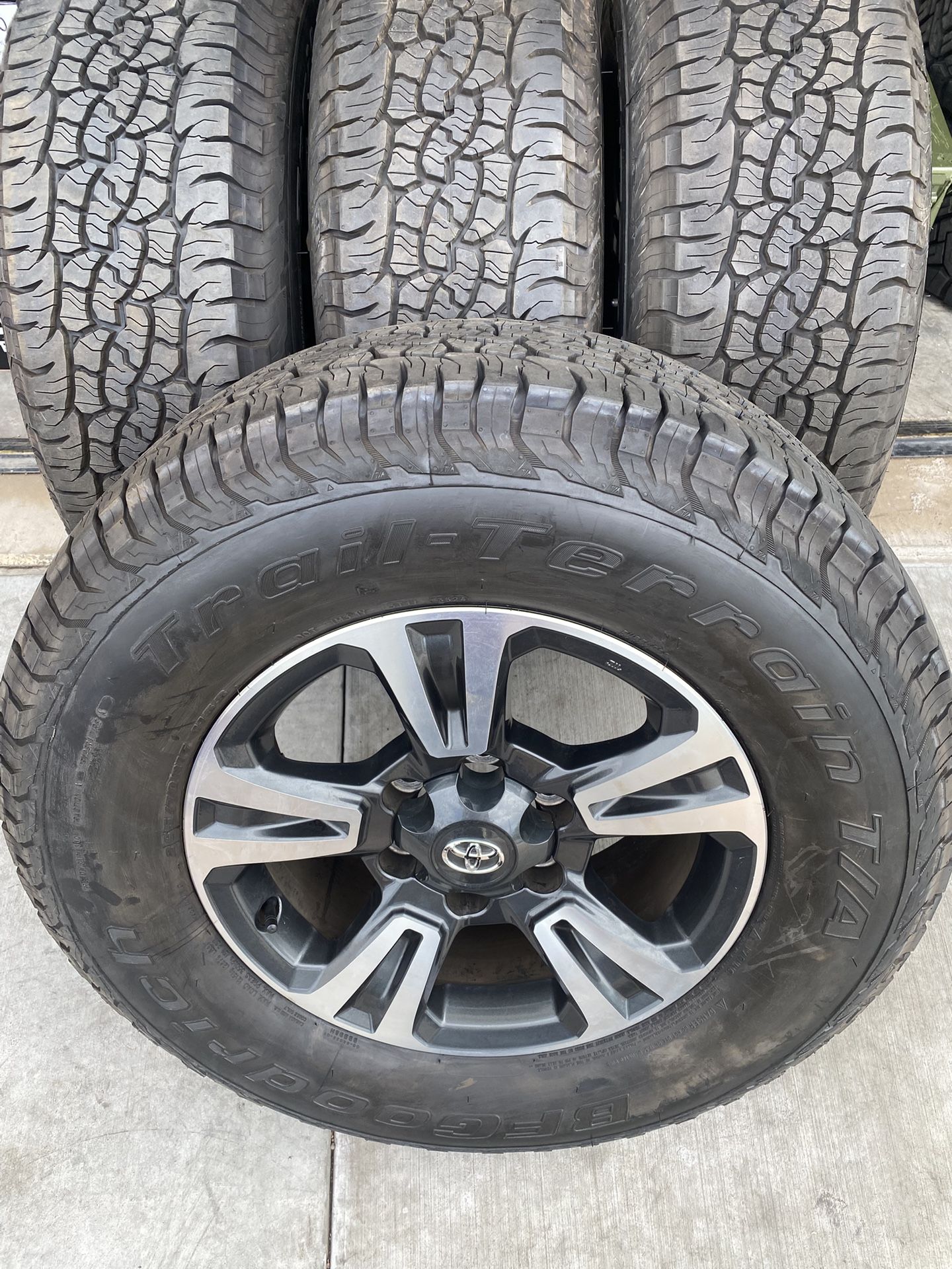 Toyota wheels and Tires