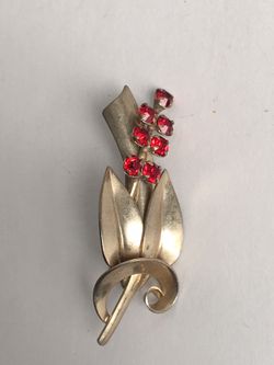 Beautiful brooch 😍😍