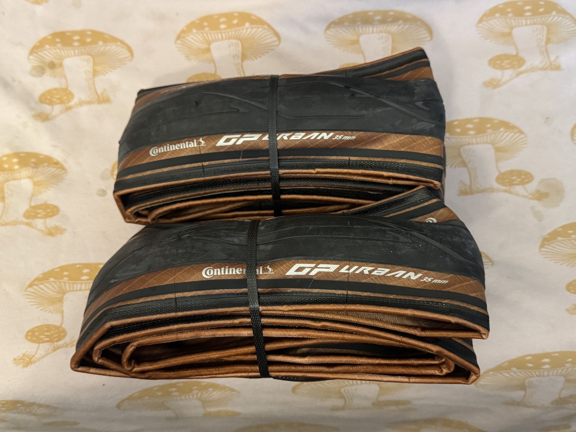 New Bike Tires & Tubes 700x35