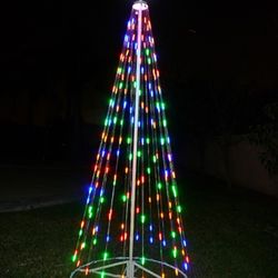 9 Ft Outdoor Light Strand Christmas Tree