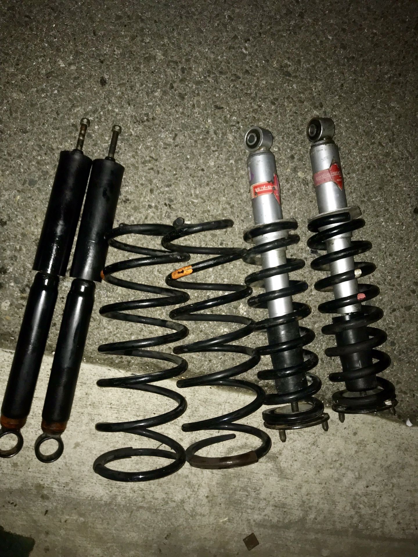 3rd gen 4runner strut and shocks for Sale in Long Beach, CA OfferUp