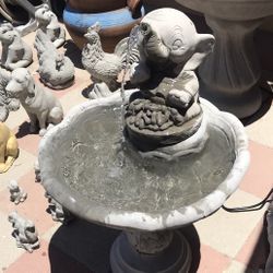 New Water Fountain Made Out Of Cement Water Pump Included 