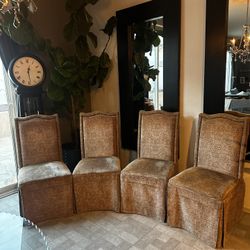 Luxury Upholstered Dining Chairs (Set of 4) – Classic & Elegant