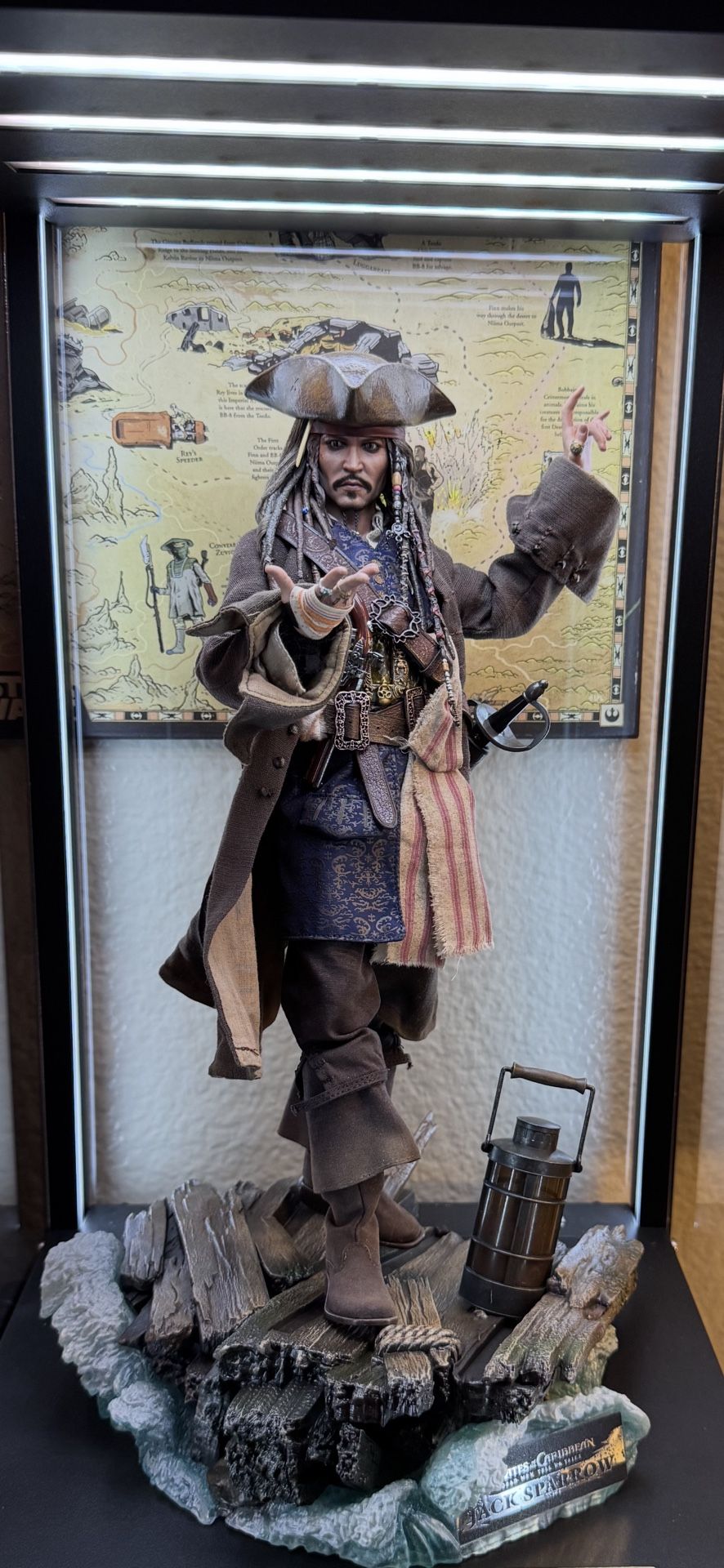 Hot Toys Pirates Of The Caribbean Dx 38 Deluxe Jack Sparrow With Custom Hat