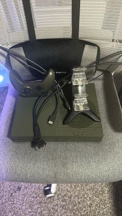 ‼️Xbox One S Cash Only Pickup Asap Need Gone ASAP!‼️ (military green) Amazing Condition