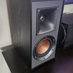 Klipsch R41m And Center R-52c