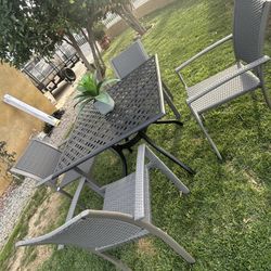 Dining Set Outdoor Brand New 