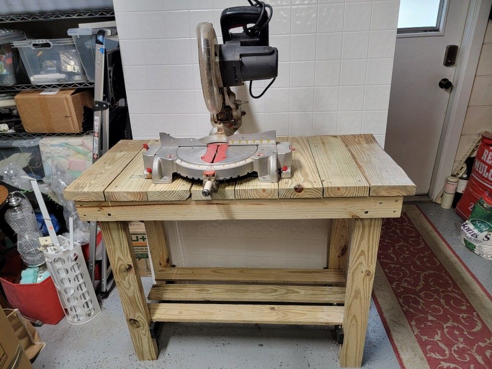 Craftsman 15 Amp Corded 12 in. Dual Bevel Miter Saw with LED Cutline Indicator. Work table included.